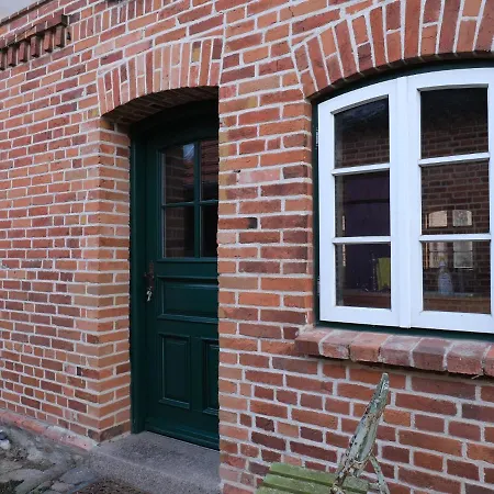 Peaceful Escape In Neu Karin *